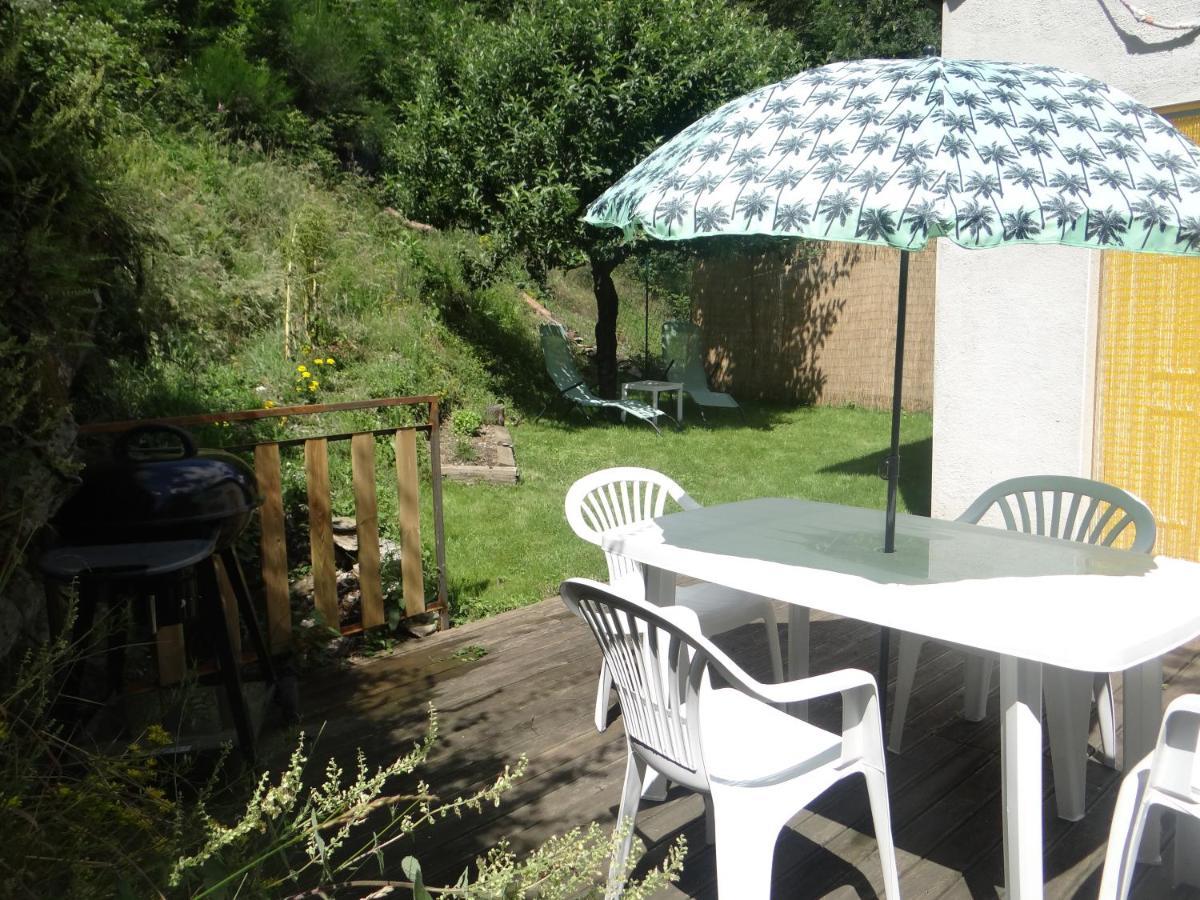 Gite Le Maty Saint-Andre-Capceze 外观 照片